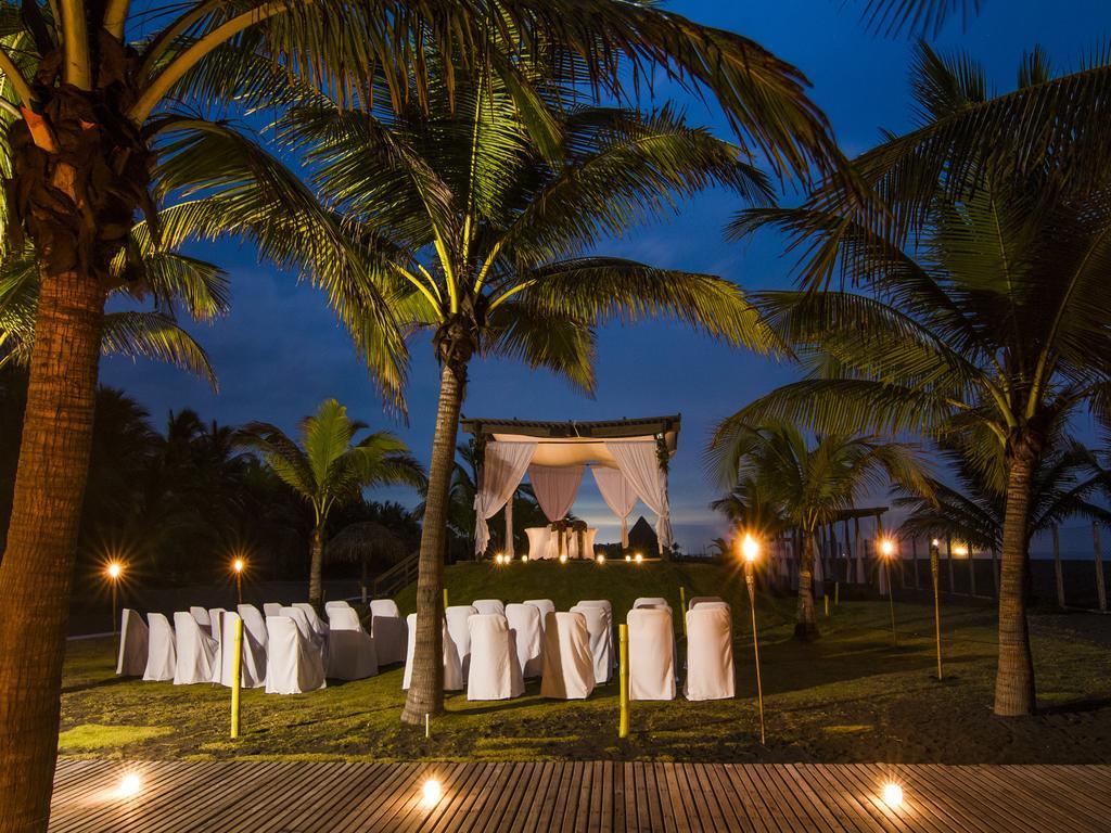 Hotel Soleil Pacifico Chulamar Exterior photo