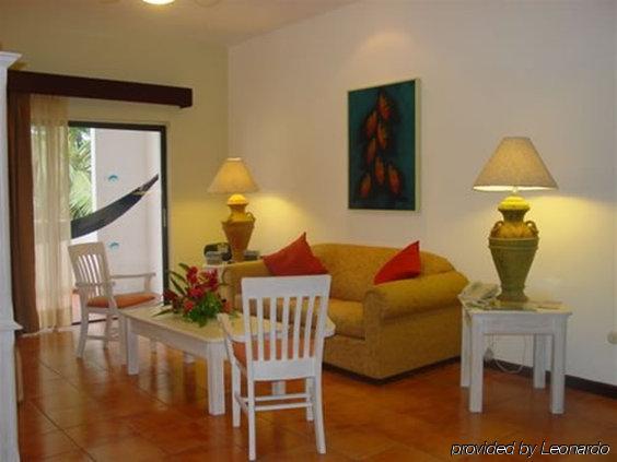 Hotel Soleil Pacifico Chulamar Room photo